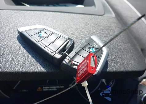 2019 BMW X3 xDrive30I z USA, uszkodzony, nr VIN 5UXTR9C50KLE11237